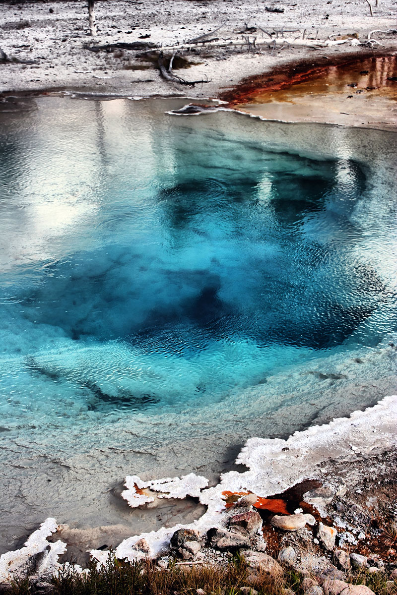 Geyser pool